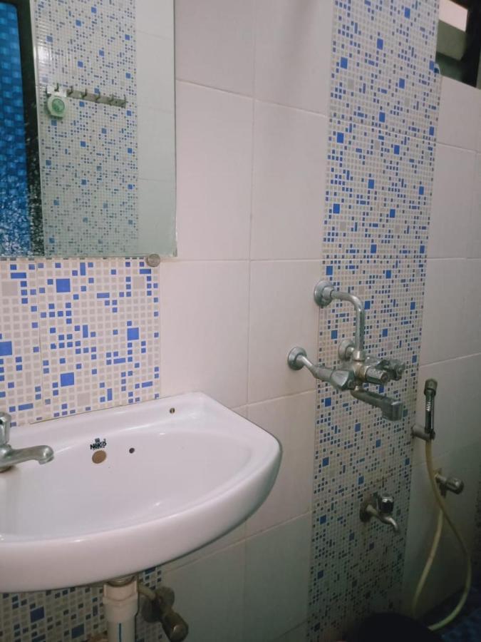 Rasta Mansion Beach Hostel And Rooms อารัมบล ภายนอก รูปภาพ