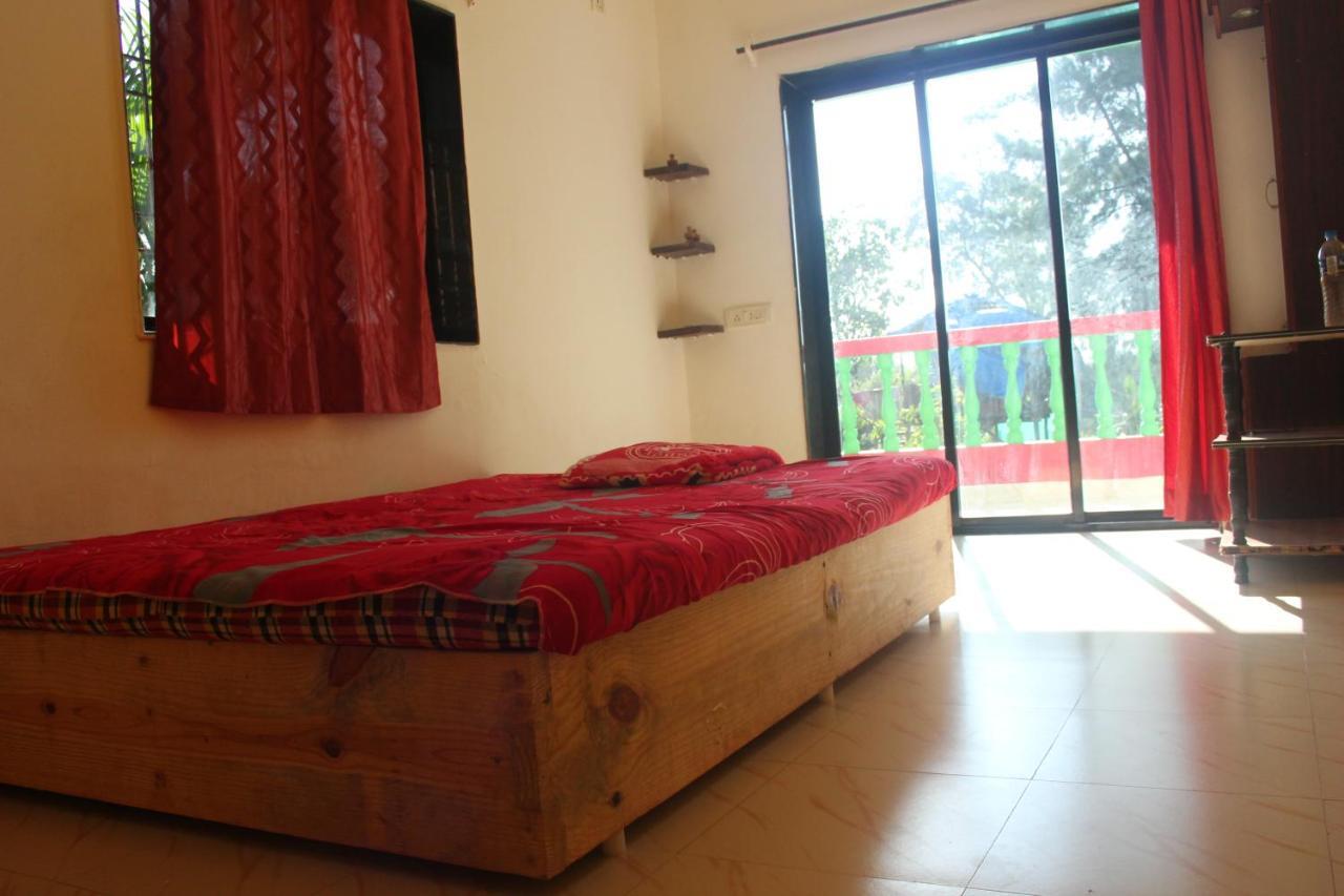 Rasta Mansion Beach Hostel And Rooms อารัมบล ภายนอก รูปภาพ