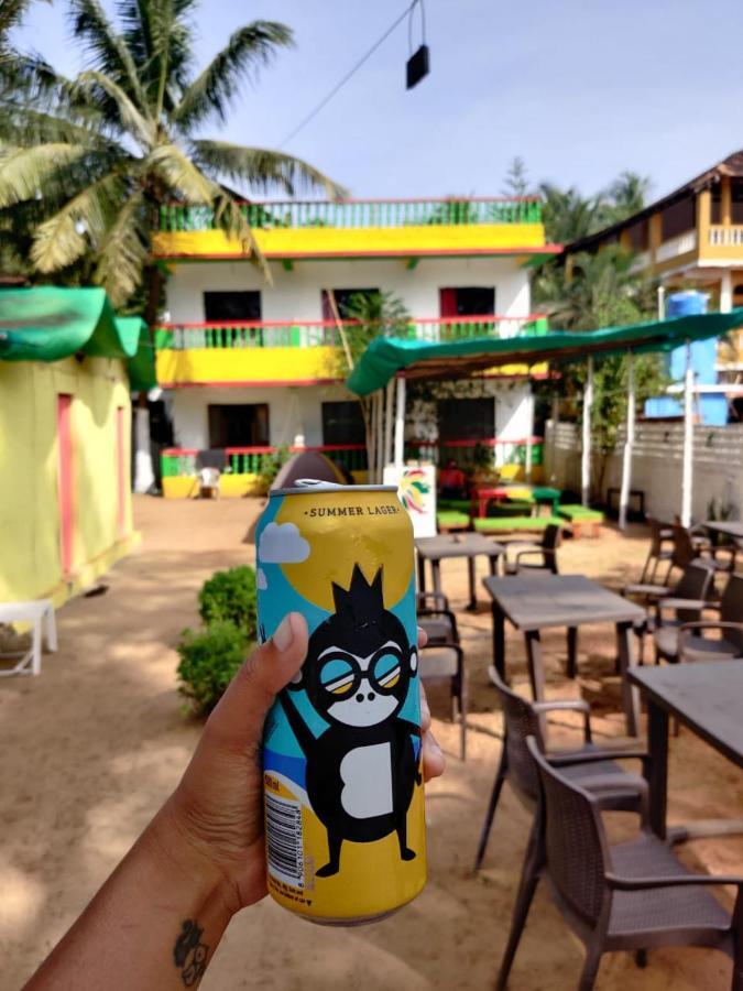 Rasta Mansion Beach Hostel And Rooms อารัมบล ภายนอก รูปภาพ