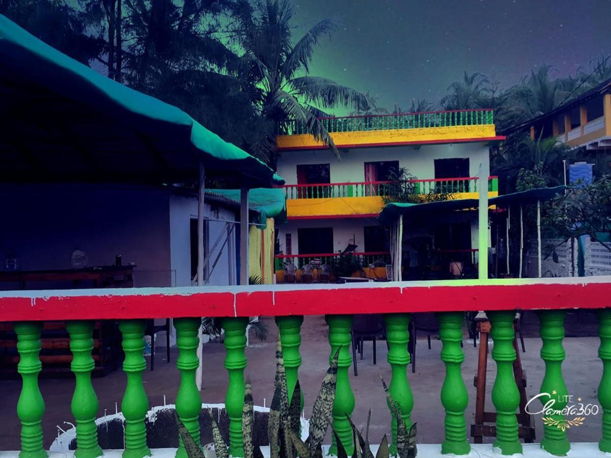 Rasta Mansion Beach Hostel And Rooms อารัมบล ภายนอก รูปภาพ